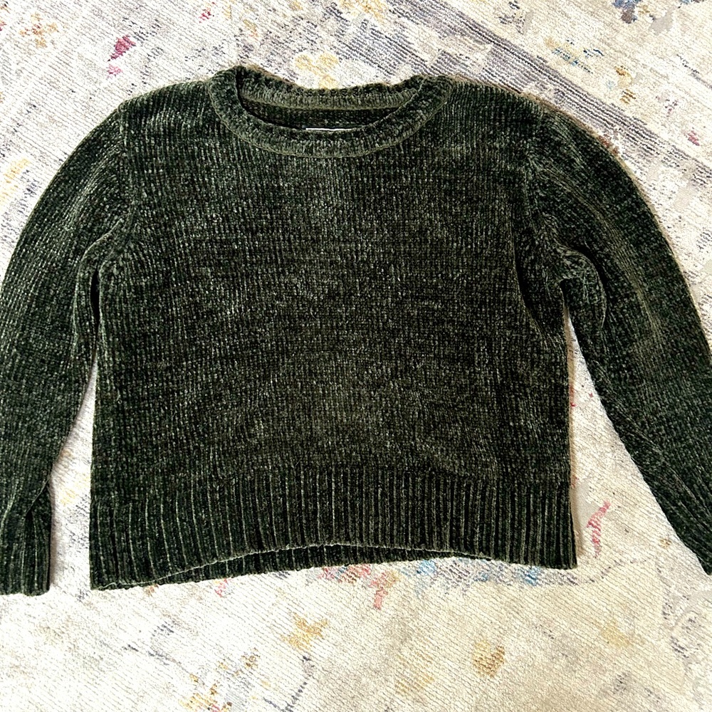 Emerald green BNCI sweater. Size M
